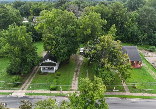 2nd image of 1412 Oakwood Ave, Raleigh, NC 27610 | MLS# 10182900