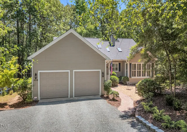 Photo 4 of Single family home for sale at 686 Spindlewood, Pittsboro, NC 27312 | MLS# 10185946 | Listing updated on 2026-08-25
