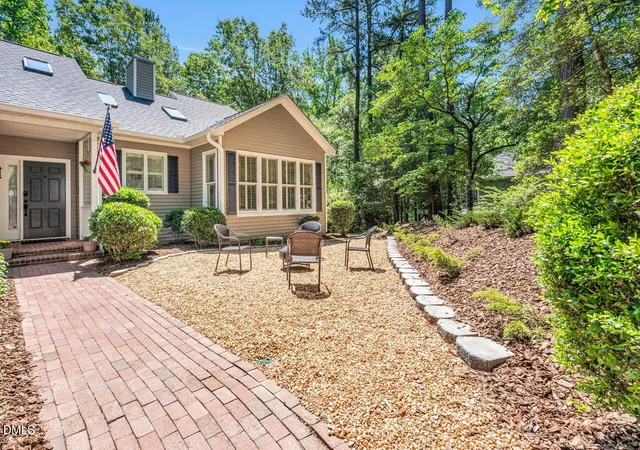 Photo 3 of Single family home for sale at 686 Spindlewood, Pittsboro, NC 27312 | MLS# 10185946 | Listing updated on 2026-08-25