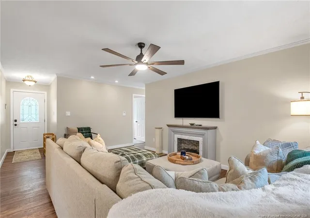 Photo 4 of Sale Pending at 5870 Hunting Ridge Rd, Hope Mills, NC 28348 | MLS# 766645 | Listing updated on 2026-08-17