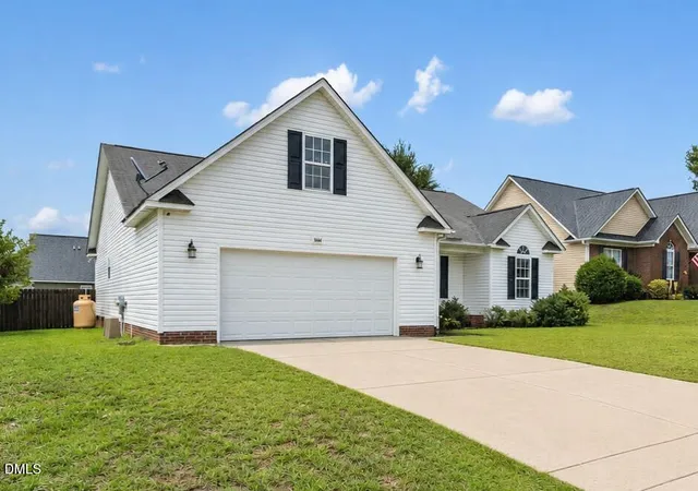 Photo 2 of Single family home for sale at 1466 Thoroughbred Trl, Parkton, NC 28371 | MLS# 10182940 | Listing updated on 2026-08-31
