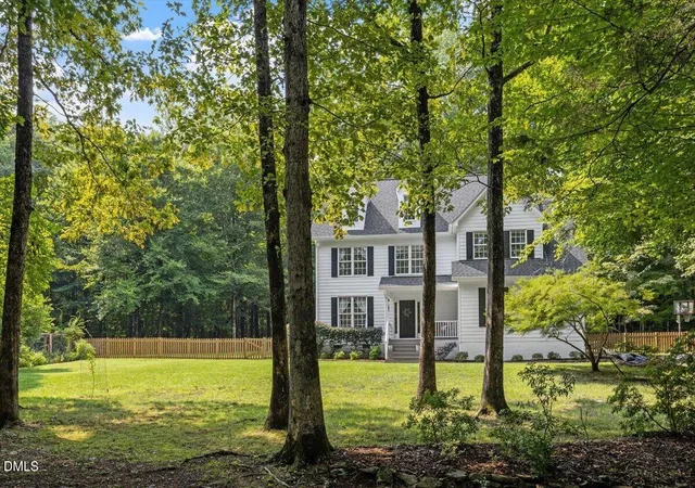 Photo 3 of Single family home for sale at 87 Danning Dr, Chapel Hill, NC 27516 | MLS# 10183281 | Listing updated on 2026-09-02