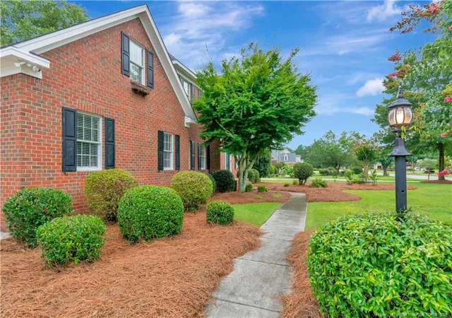 Photo 3 of Single family home for sale at 5008 Willow Oak Dr, Lumberton, NC 28358 | MLS# 766668 | Listing updated on 2026-07-27