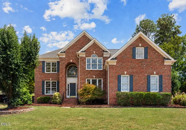 Photo 1 of Sale Pending at 10840 Round Brook Cir, Raleigh, NC 27617 | MLS# 10189327 | Listing updated on 2026-09-02
