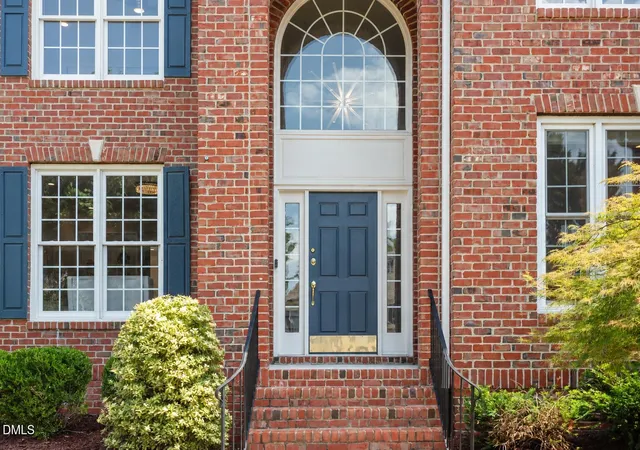 Photo 3 of Sale Pending at 10840 Round Brook Cir, Raleigh, NC 27617 | MLS# 10189327 | Listing updated on 2026-09-02