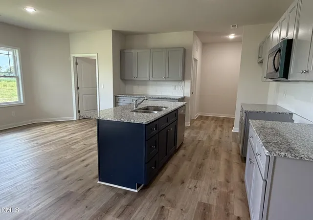 Photo 3 of Single family home for sale at 101 Barbour's Pl Dr, Four Oaks, NC 27524 | MLS# 10187602 | Listing updated on 2026-08-20