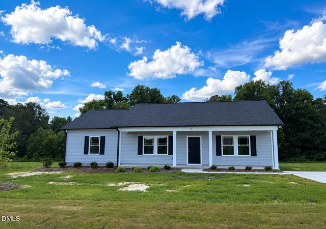 Photo 1 of Single family home for sale at 542 Barbour's Pl Dr, Four Oaks, NC 27524 | MLS# 10187569 | Listing updated on 2026-08-20