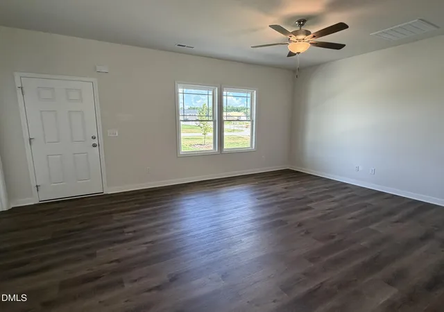 Photo 3 of Single family home for sale at 542 Barbour's Pl Dr, Four Oaks, NC 27524 | MLS# 10187569 | Listing updated on 2026-08-20