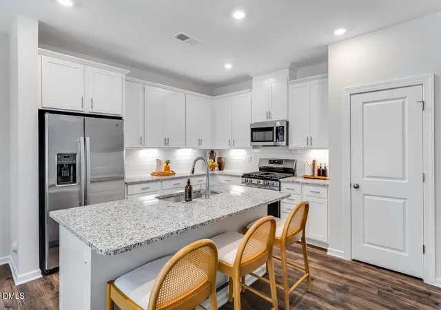 2nd image of 8770 Wardle Ct, Wake Forest, NC 27587 | MLS# 10182790