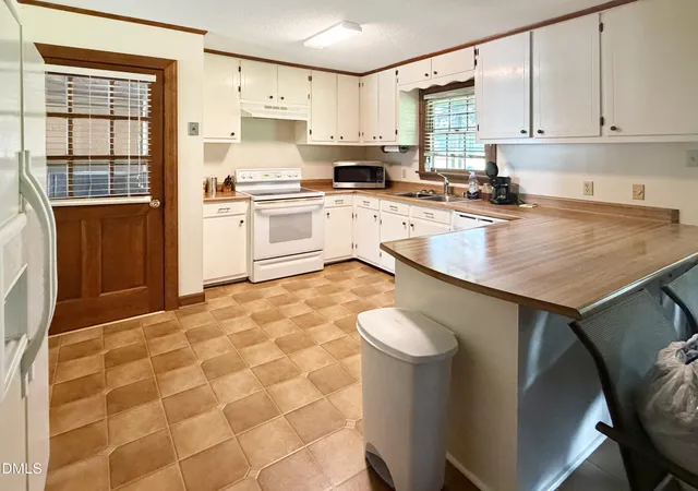 Photo 3 of Sale Pending at 8306 Brogden Rd, Smithfield, NC 27577 | MLS# 10182800 | Listing updated on 2026-08-20