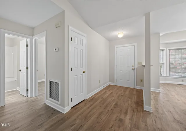 2nd image of 106 Altair Cir, Apex, NC 27502 | MLS# 10186211