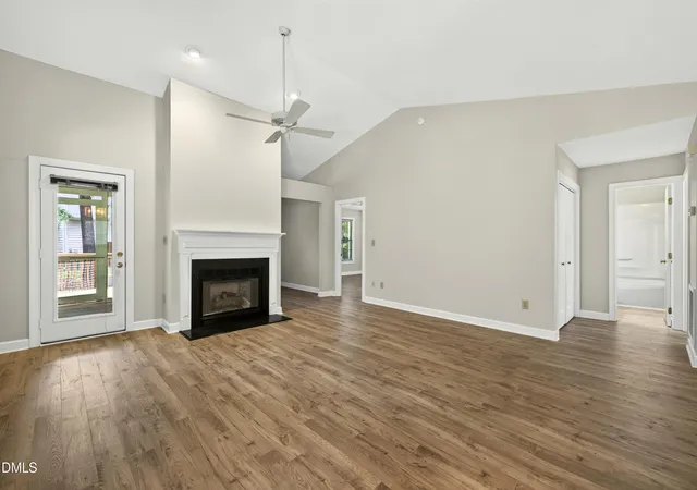 Photo 4 of Townhouse for sale at 106 Altair Cir, Apex, NC 27502 | MLS# 10186211 | Listing updated on 2026-10-08