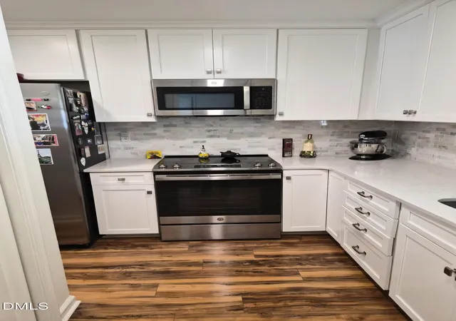 Photo 3 of Sale Pending at 3192 Morningside Dr, Raleigh, NC 27607 | MLS# 10183380 | Listing updated on 2026-08-11