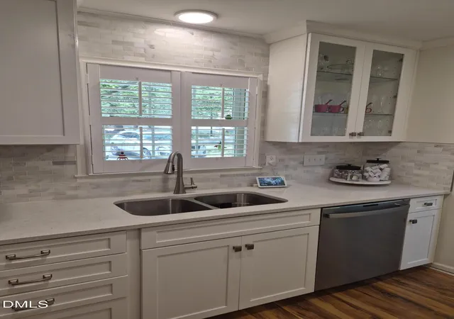 Photo 3 of Sale Pending at 3192 Morningside Dr, Raleigh, NC 27607 | MLS# 10183380 | Listing updated on 2026-08-11