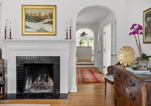 4th image of 2725 Cooleemee Dr, Raleigh, NC 27608 | MLS# 10184617