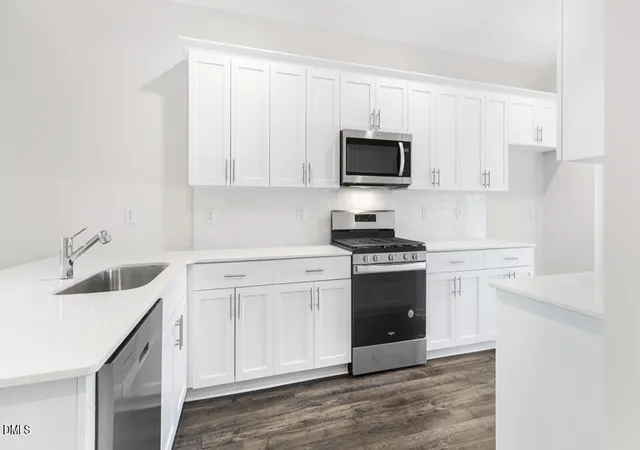Photo 3 of Sale Pending at 1412 White Verona Way, Knightdale, NC 27545 | MLS# 10182807 | Listing updated on 2026-09-17