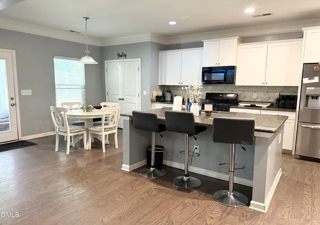4th image of 711 Creekside Dr, Sanford, NC 27330 | MLS# 10183052