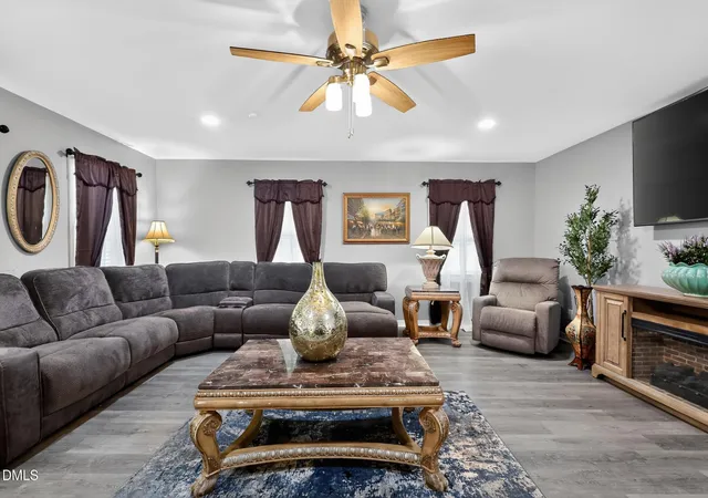 3rd image of 56 Lee Ln, Henderson, NC 27537 | MLS# 10183731