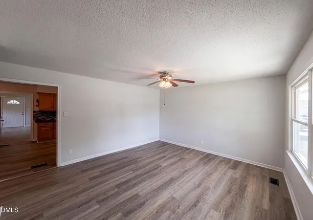 Photo 3 of Sale Pending at 316 Bighorn Dr, Fayetteville, NC 28303 | MLS# 10184233 | Listing updated on 2026-09-09