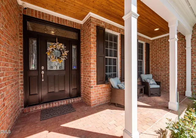 Photo 3 of Mansion for sale at 825 Oxbow Xing Rd, Chapel Hill, NC 27516 | MLS# 10182850 | Listing updated on 2026-09-16