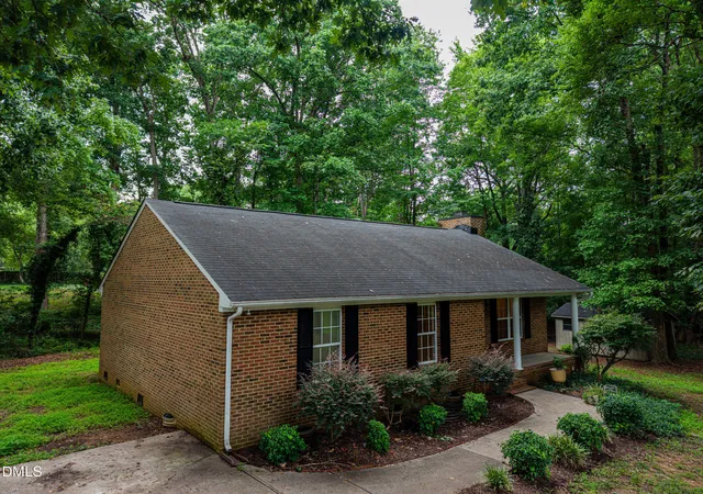 4th image of 302 Goodwin Rd, Durham, NC 27712 | MLS# 10182920