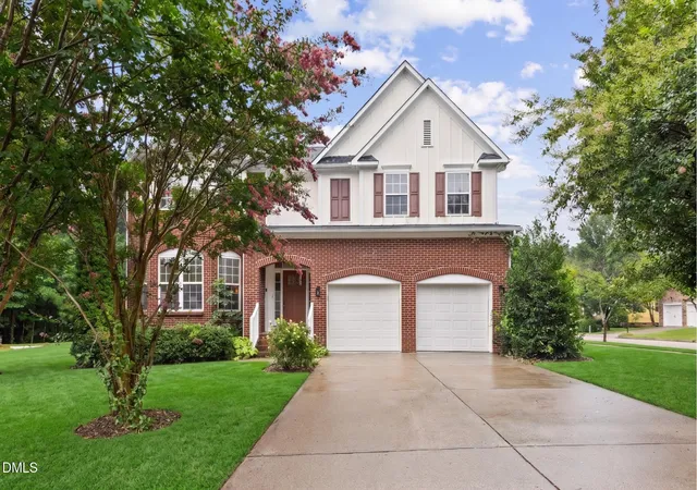Photo 3 of Sale Pending at 2900 Northop Ct, Raleigh, NC 27614 | MLS# 10184828 | Listing updated on 2026-08-11