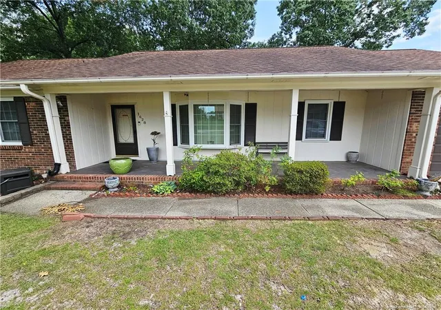 Photo 2 of Single family home for sale at 1628 Sweetgum Cir, Fayetteville, NC 28304 | MLS# 764800 | Listing updated on 2026-07-28