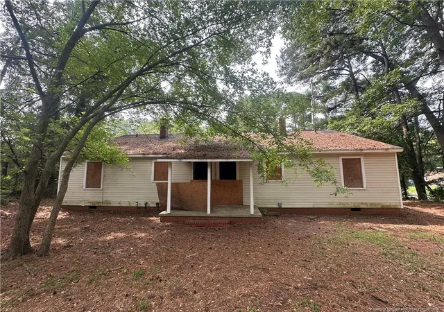 14th image of 219 Colonial Dr, Fayetteville, NC 28301 | MLS# 766766