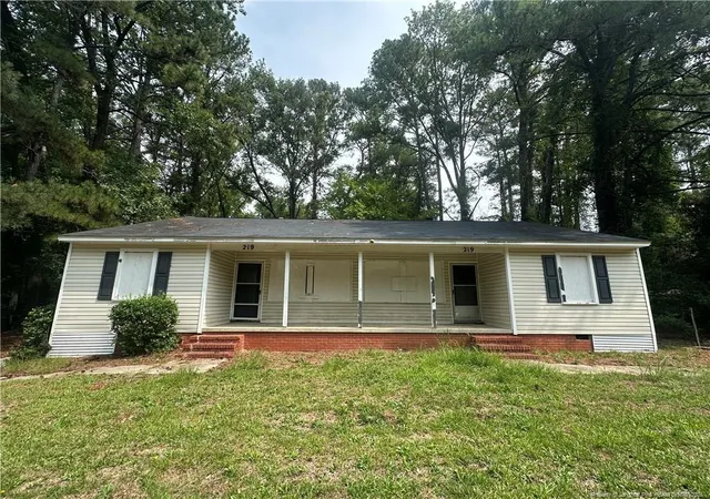 1st image of 219 Colonial Dr, Fayetteville, NC 28301 | MLS# 766766