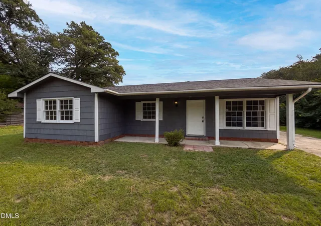 Photo 1 of Single family home for sale at 6616 Amanda Cir, Fayetteville, NC 28304 | MLS# 10182885 | Listing updated on 2026-09-04