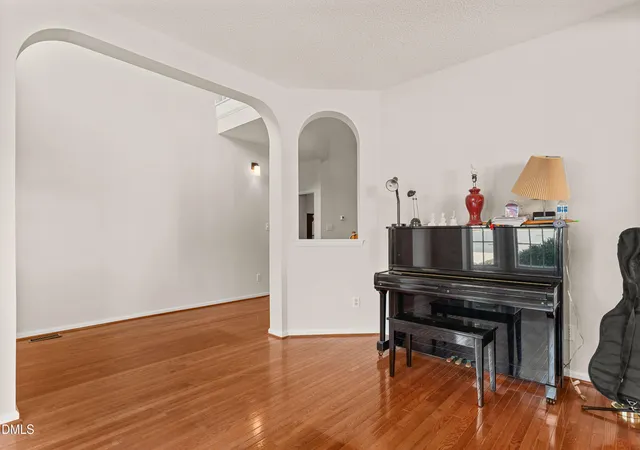 Photo 3 of Single family home for sale at 5512 Windy Gap Ct, Raleigh, NC 27617 | MLS# 10186195 | Listing updated on 2026-09-09