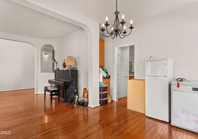 Photo 4 of Single family home for sale at 5512 Windy Gap Ct, Raleigh, NC 27617 | MLS# 10186195 | Listing updated on 2026-09-09