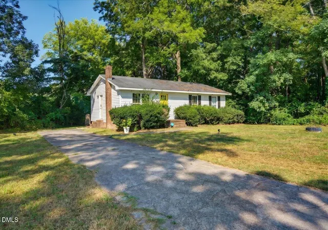 2nd image of 128 Green St, Oxford, NC 27565 | MLS# 10188014