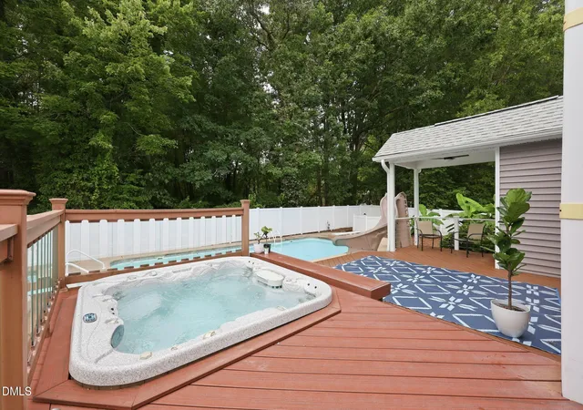 Photo 4 of Sale Pending at 8108 Bellingham Cir, Raleigh, NC 27615 | MLS# 10184632 | Listing updated on 2026-09-10