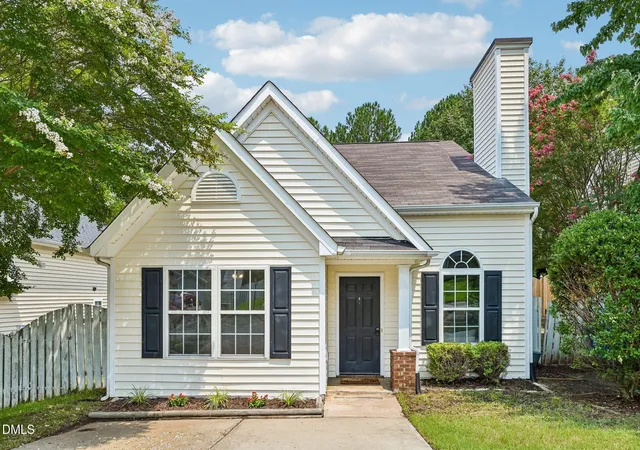 2nd image of 4616 Dolwick Dr, Durham, NC 27713 | MLS# 10183548