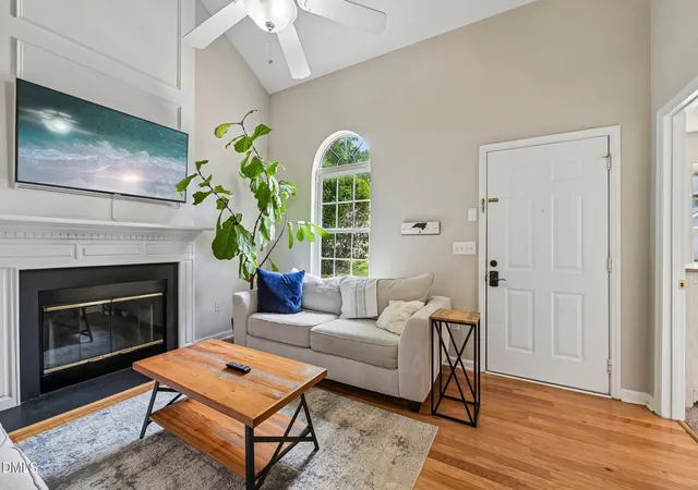 5th image of 4616 Dolwick Dr, Durham, NC 27713 | MLS# 10183548