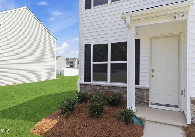 Photo 3 of Sale Pending at 123 Claude St, La Grange, NC 28551 | MLS# 10182990 | Listing updated on 2026-10-06