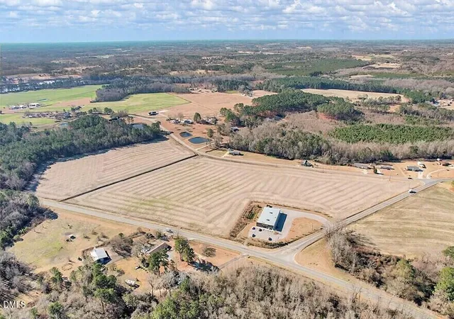2nd image of 2327 Us 701 Hwy, Four Oaks, NC 27524 | MLS# 10183929