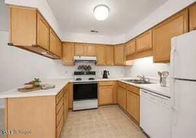 5th image of 268 Summerwalk Cir, Chapel Hill, NC 27517 | MLS# 10183667