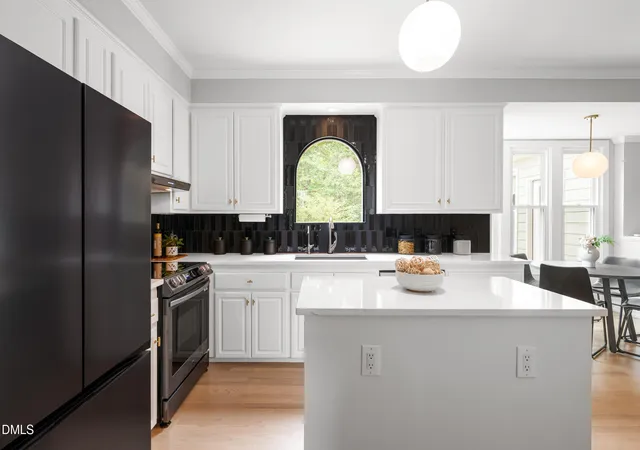 2nd image of 3313 Corsham Dr, Apex, NC 27539 | MLS# 10183077