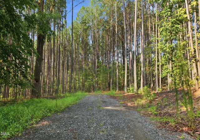 2nd image of 3700 Redwood Rd, Durham, NC 27704 | MLS# 10183058