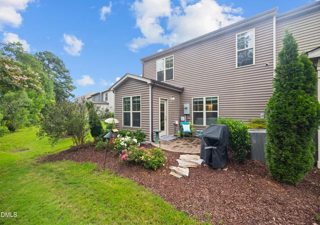 Photo 3 of Sale Pending at 230 Lynchwick Ln, Durham, NC 27703 | MLS# 10182970 | Listing updated on 2026-08-20