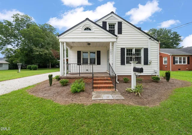 Photo 1 of Single family home for sale at 103 Catherine St, Benson, NC 27504 | MLS# 10185039 | Listing updated on 2026-08-12