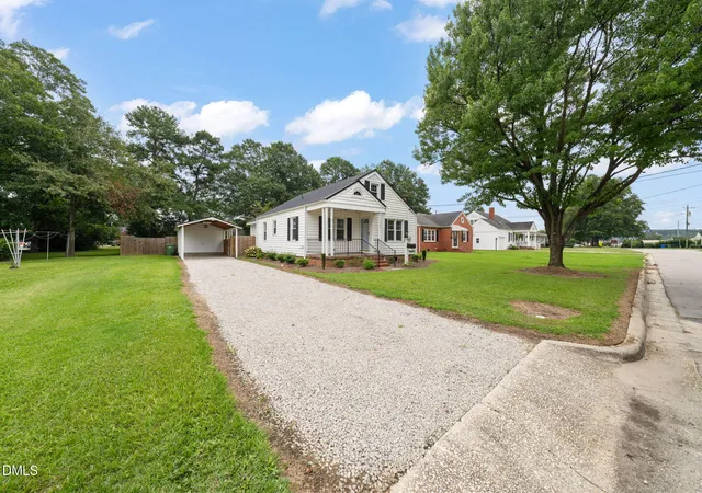 Photo 3 of Single family home for sale at 103 Catherine St, Benson, NC 27504 | MLS# 10185039 | Listing updated on 2026-08-12