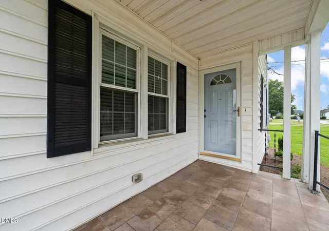 Photo 4 of Single family home for sale at 103 Catherine St, Benson, NC 27504 | MLS# 10185039 | Listing updated on 2026-08-12