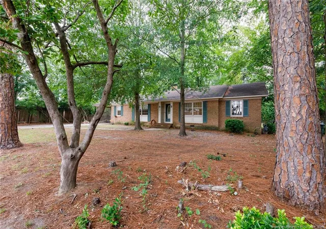 Photo 2 of Single family home for sale at 405 Lancaster Rd, Fayetteville, NC 28303 | MLS# 766649 | Listing updated on 2026-08-03