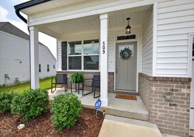 2nd image of 509 Rain Drizzle Ct, Wake Forest, NC 27587 | MLS# 10183039