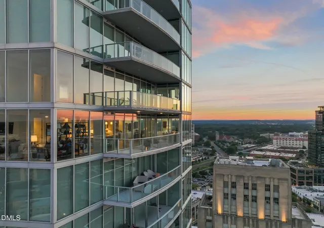 4th image of 110 N Corcoran St #2301, Durham, NC 27701 | MLS# 10183932