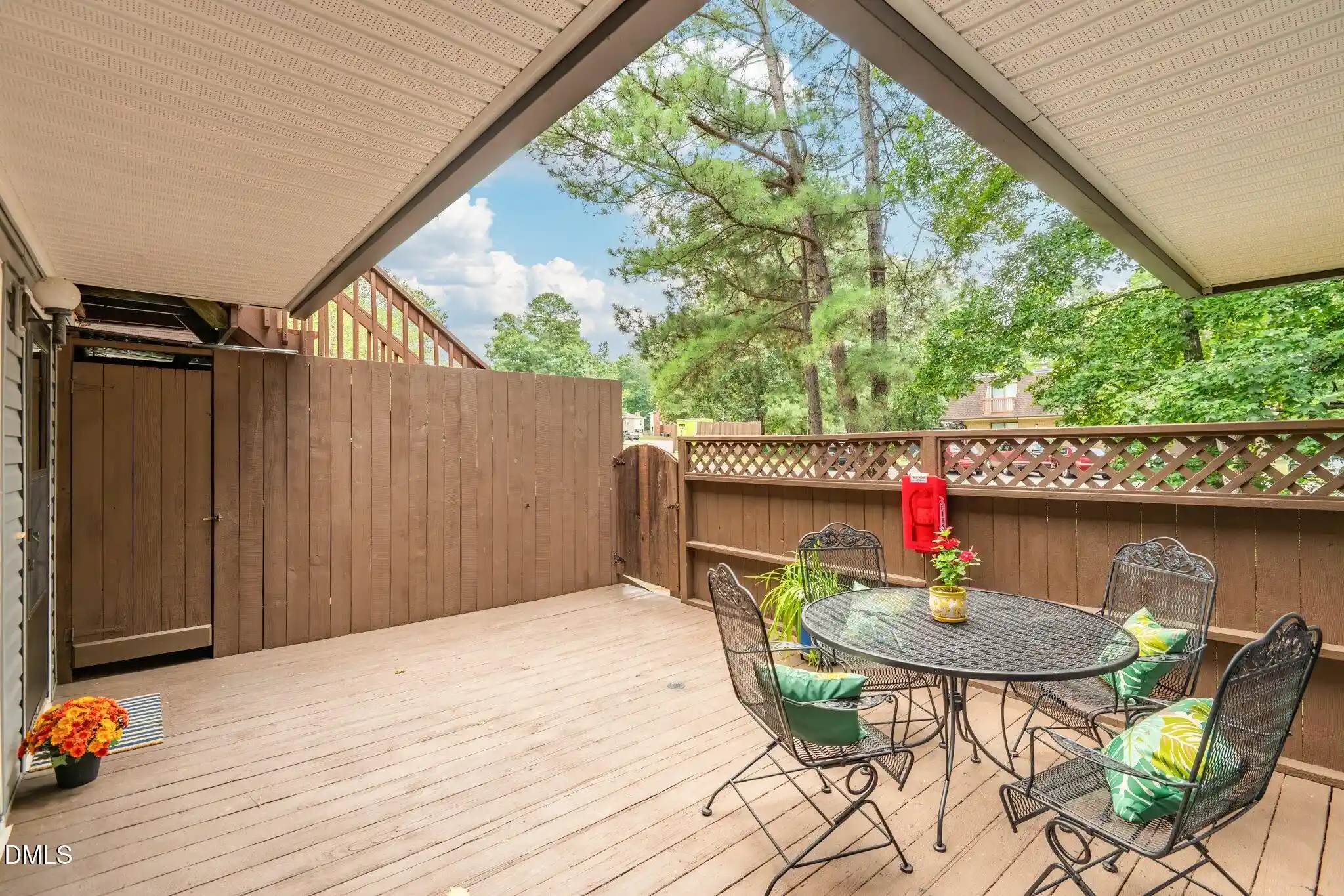 Listing Photo 2 - Condo for sale in 297 Summerwalk Cir located at 297 Summerwalk Cir, Chapel Hill, NC 27517 - Unit 297 Summerwalk Cir