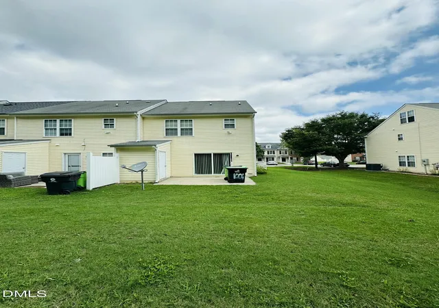 Photo 3 of Townhouse for sale at 1001 Savin Landing, Knightdale, NC 27545 | MLS# 10183205 | Listing updated on 2026-07-30